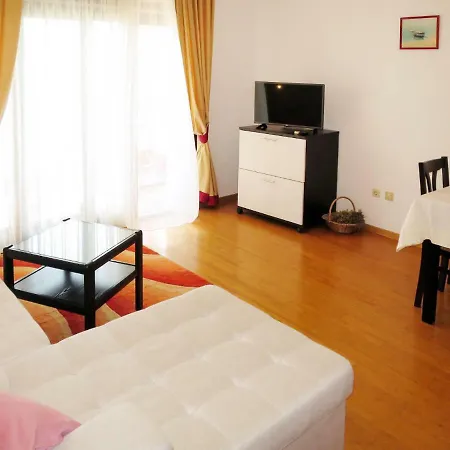 Daire Haus Rosanda 406s *
